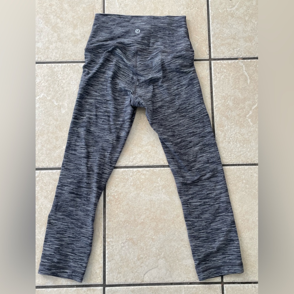 Lululemon Athletica Leggings size 4 Grey
